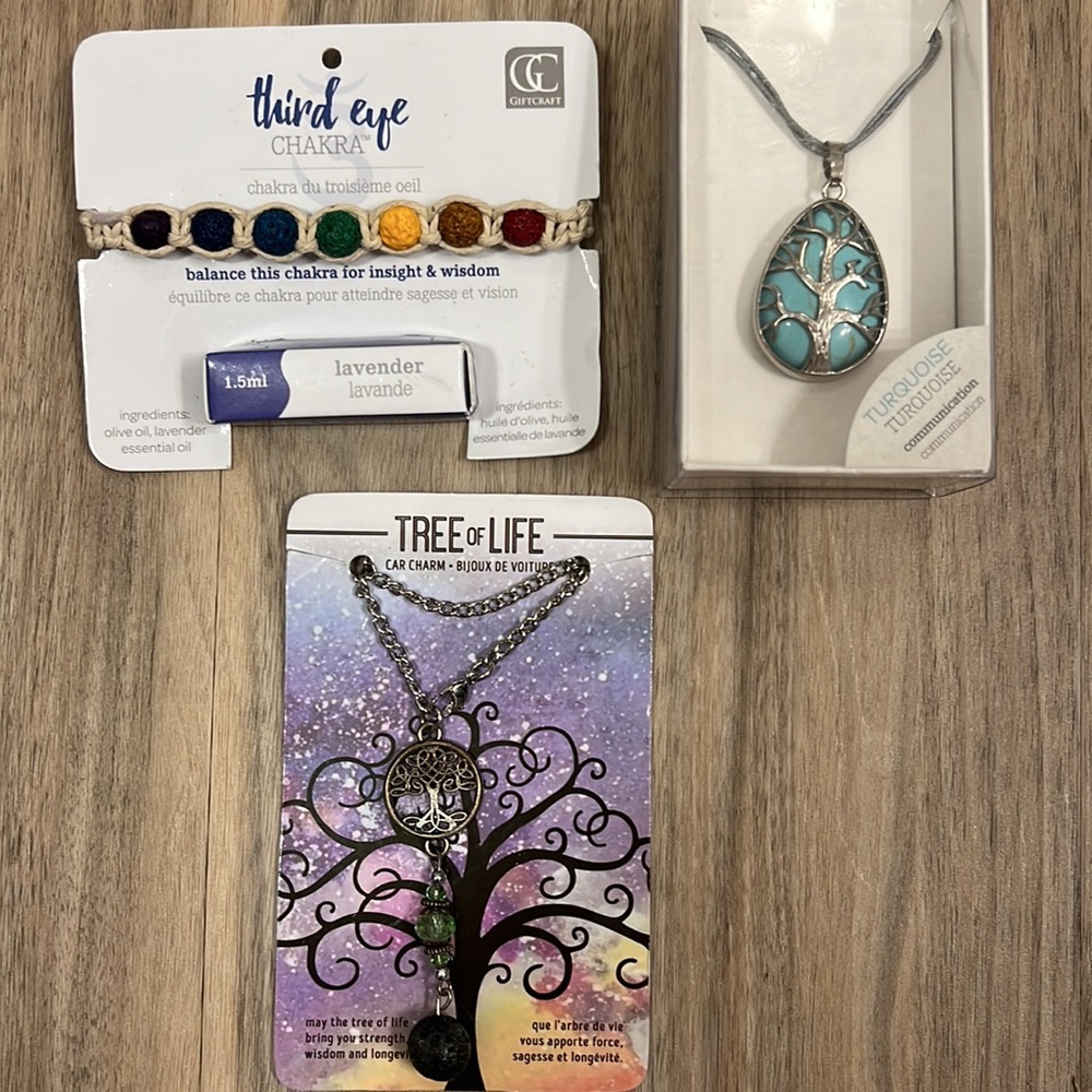 Lot of 5 New Spiritual and Inspirational Pieces and Jewelry - Picture 2 of 9